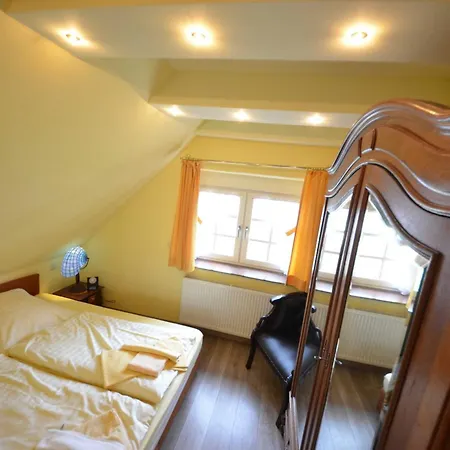 Kroening Apartment Gager