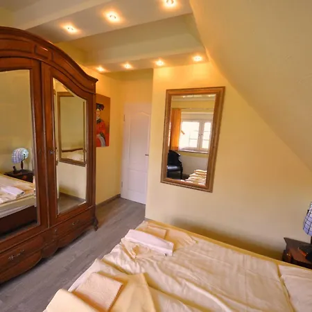 Kroening Apartment *