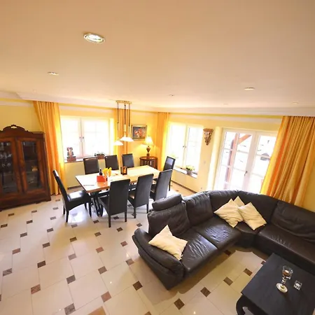 Kroening Apartment *