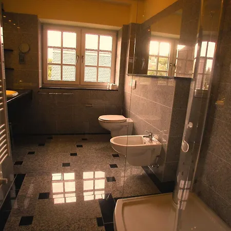 Kroening Apartment