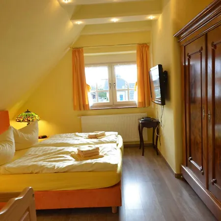 Kroening Apartment